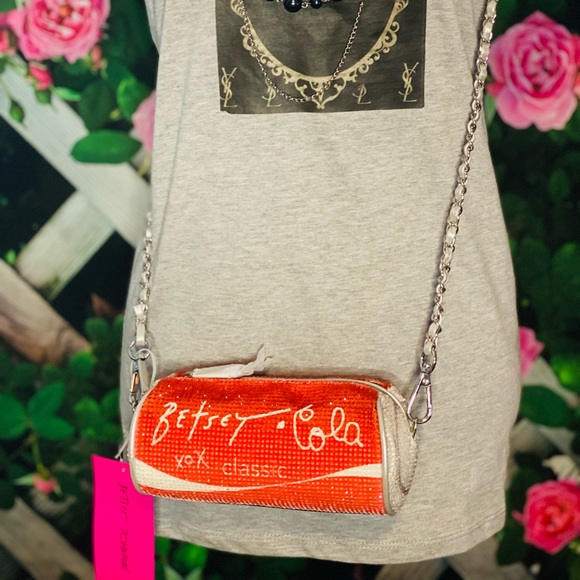 Betsey Johnson Crossbody - Picture 2 of 8
